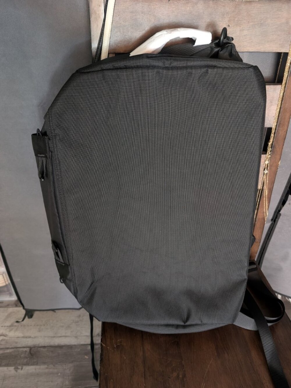 NWT lululemon 2-in-1 Travel Duffle Backpack 45L Black Travel Gym Bag - Picture 10 of 13